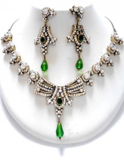 Victorian-Jewelry-Set-1780VN398